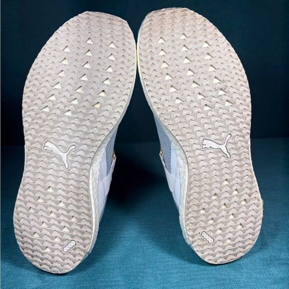 Size 8.5 - Women’s PUMA Mega Nrgy gray shoes - Picture 8 of 9